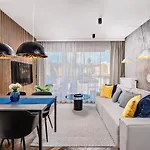 Apartment Homely Place Koziolki - Stary Rynek - Parking *