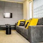 Homely Place Koziolki - Stary Rynek - Parking Apartment